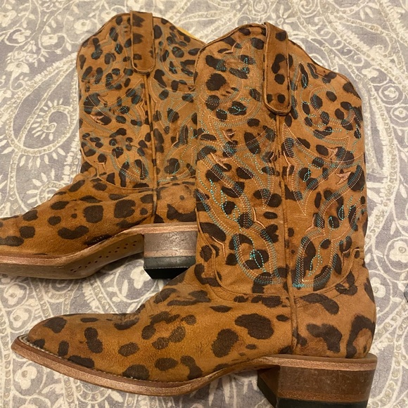 Cavendars Exotic Square Toe animal leopard print Cowboy Boots size 6.5 - Picture 2 of 7